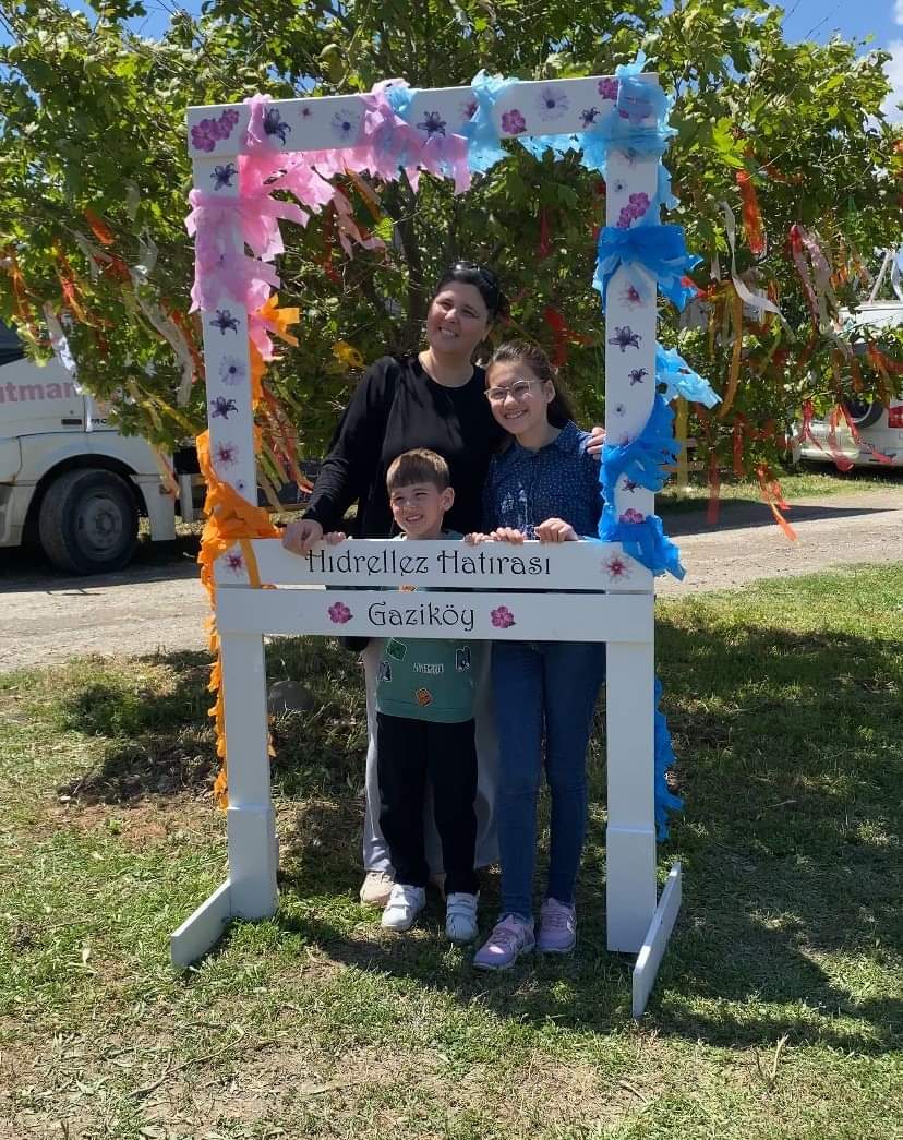 ŞARKÖY’DE HIDIRELLEZ BAYRAMICOŞKUYLA KARŞILANDI