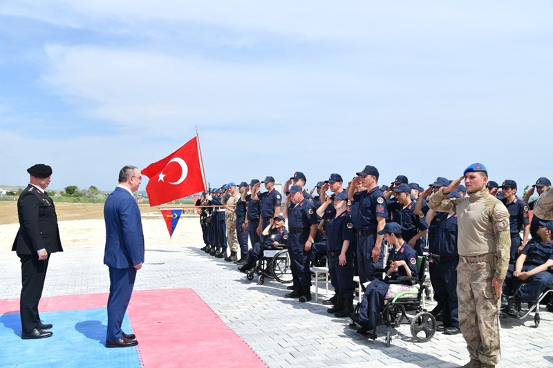 Vali Soytürk Engelliler Haftası Kapsamında İcra Edilen “Temsili Askerlik Uygulaması Yemin Töreni”ne Katıldı