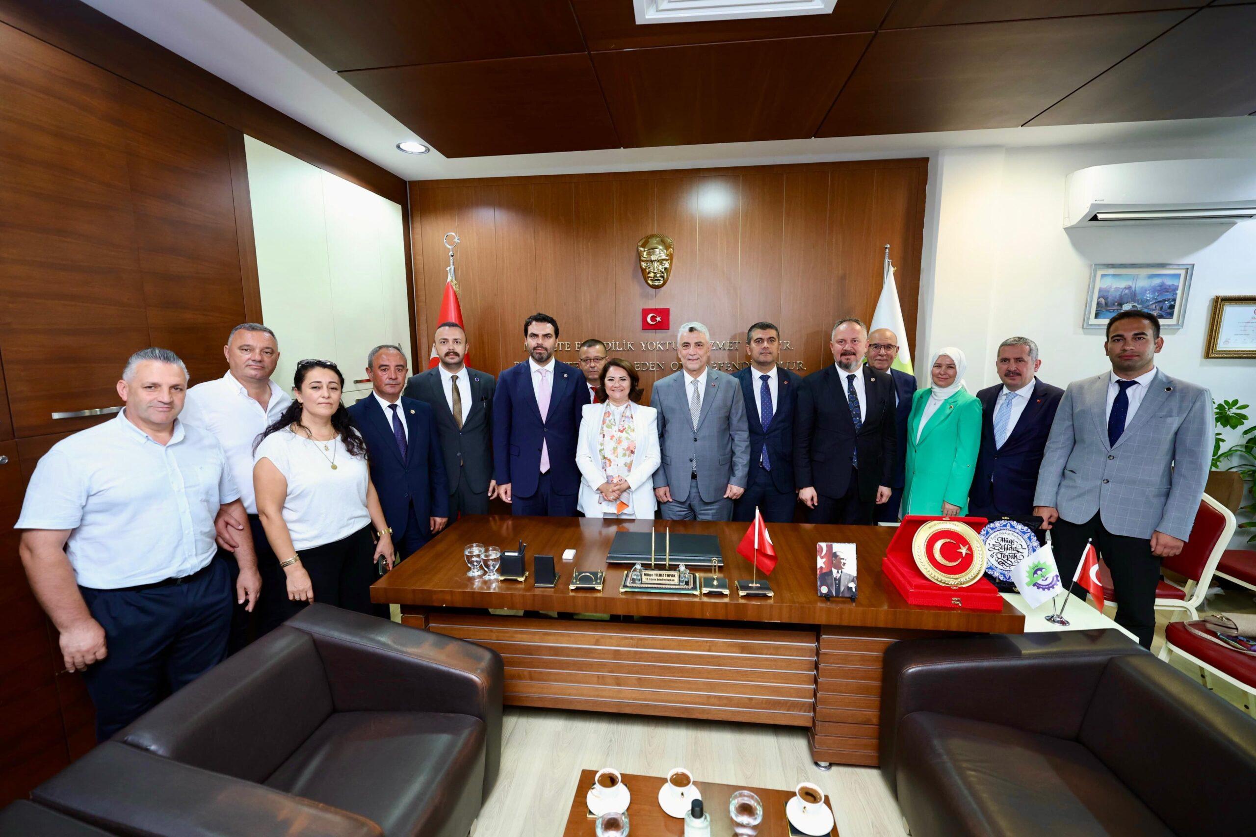 BAKAN BOLAT’TAN ERGENE BELEDİYE BAŞKANI MÜGE YILDIZ TOPAK’A HAYIRLI OLSUN ZİYARETİ