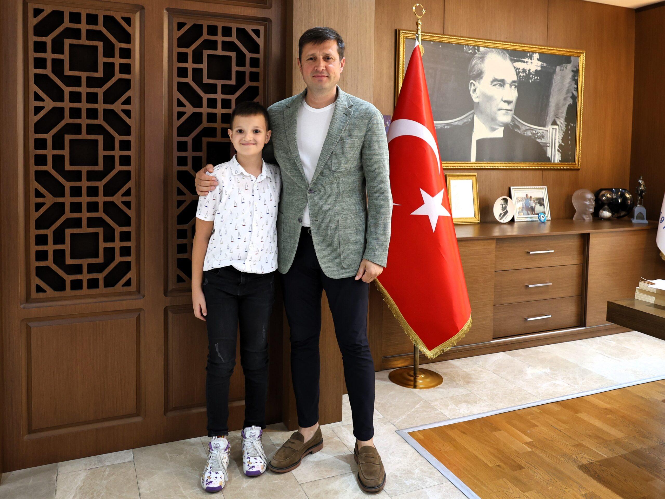 TÜRKİYE 1.’Sİ SERTUĞ MUTLU’DAN ZİYARET