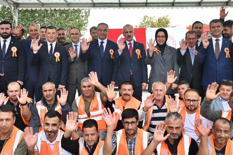 Bakan Uraloğlu, Toplu Açılış Töreni’ne Katıldı
