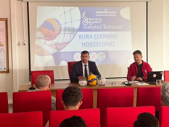 “ERGENE KAYMAKAMLIĞI GELENEKSEL VOLEYBOL TURNUVASI KURA ÇEKİMİ GERÇEKLEŞTİRİLDİ.