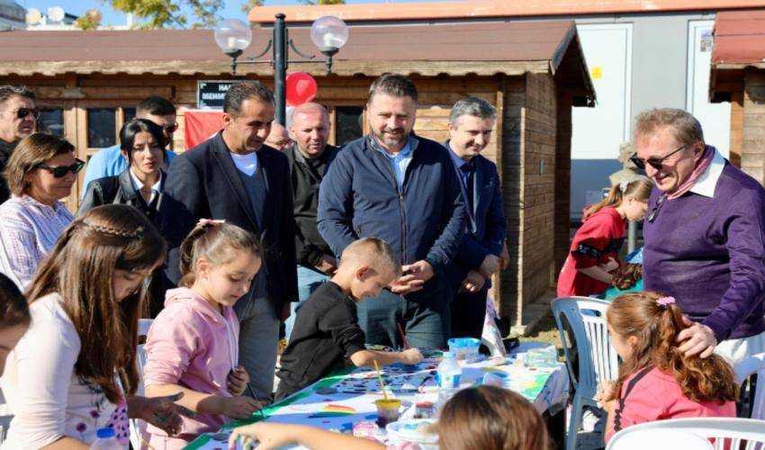 Cumhuriyet ve Atatürk İçin Fırçanı Al Gel Etkinliği