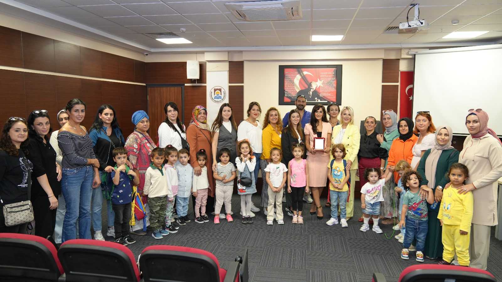 Marmaraereğlisi Belediyesi´nden Dünya Kız Çocukları Günü’ne Özel Seminer