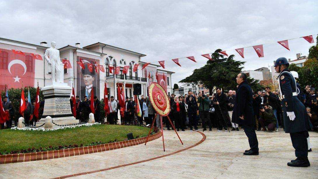 Tekirdağ’ın Düşman İşgalinden Kurtuluşunun 102. Yılı Münasebetiyle Çelenk Sunma Töreni Yapıldı
