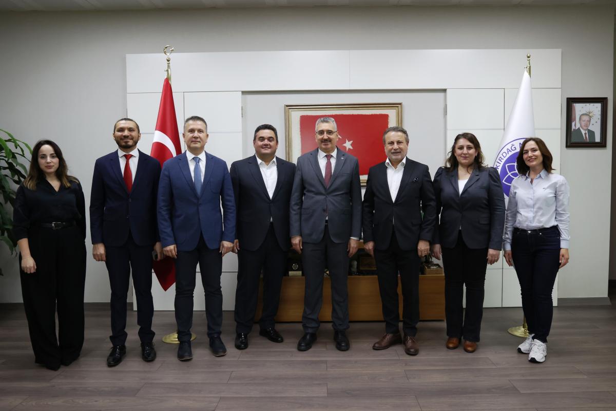 Üniversitemiz Muratlı Meslek Yüksekokulu İşletmede Mesleki Eğitim Kapsamında 5 İşletme İle Protokol İmzaladı