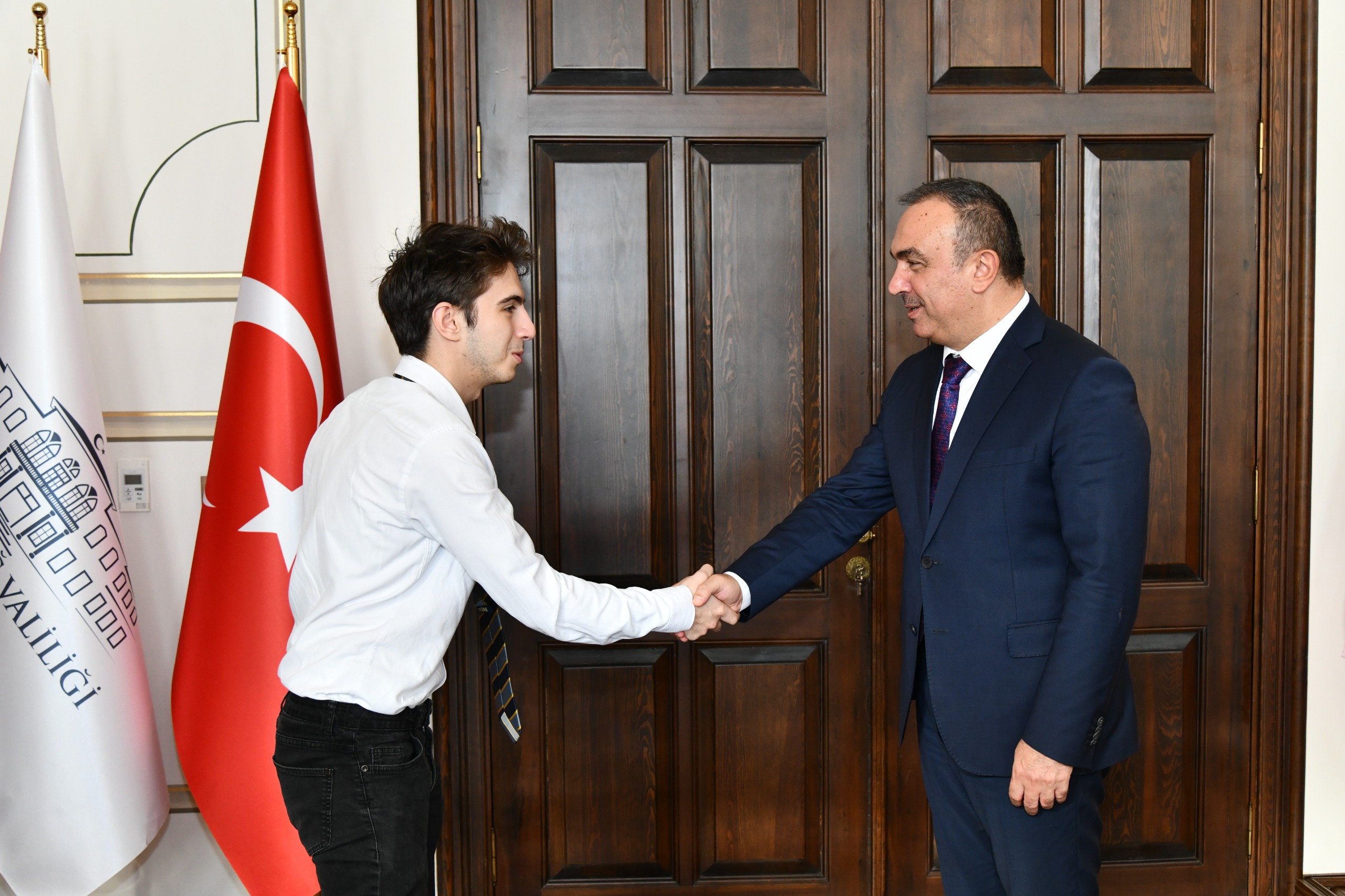 Vali Soytürk NASA’nın Düzenlediği Yarışmada Başarılı Olan Öğrencileri Makamında Kabul Etti