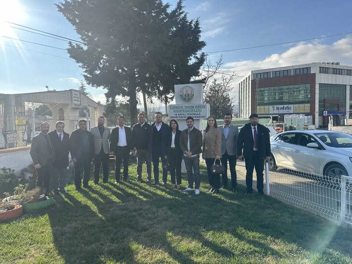 Gübrenin daha efektif kullanılması konusunda istişarelerde bulunuldu.