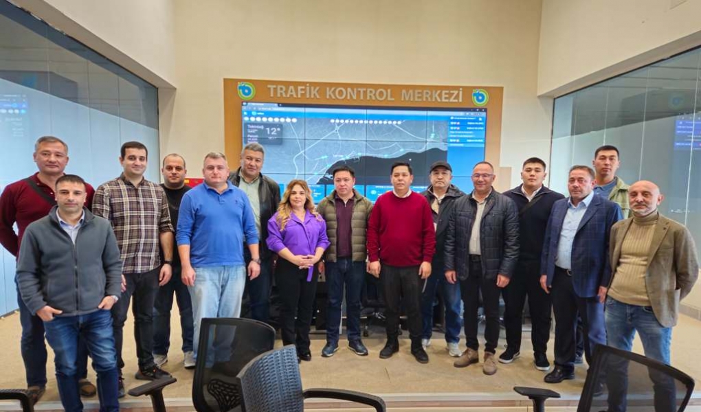 KIRGIZİSTAN HEYETİ, BÜYÜKŞEHİR’İN AKILLI ULAŞIM SİSTEMLERİNİ İNCELEDİ
