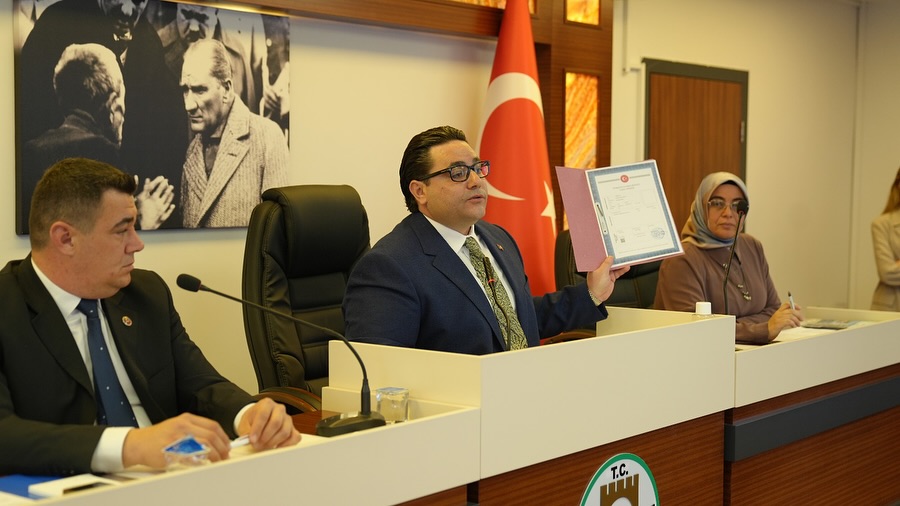 MARMARAEREĞLİSİ BELEDİYE BAŞKANI BOZKURTER´DEN GÜNDEM YARATAN AÇIKLAMALAR