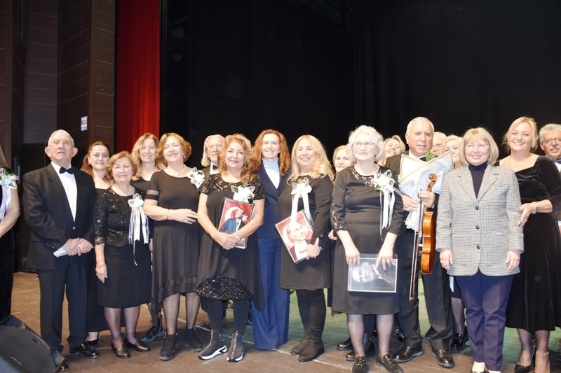 Nevzat Avcı TSM KOROSU YENİ YILA MERHABA KONSERI MUHTEŞEMDİ