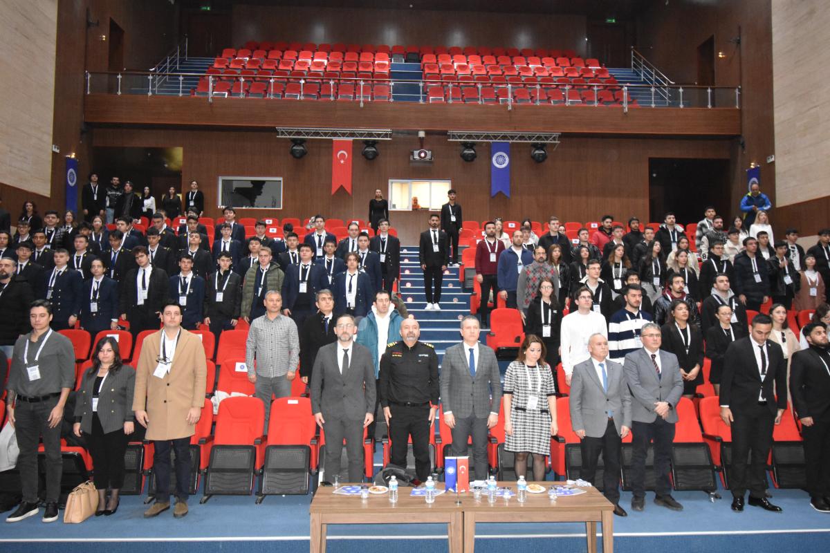 Tekirdağ Namık Kemal Üniversitesi’nde 2. Denizcilik Zirvesi Gerçekleştirildi