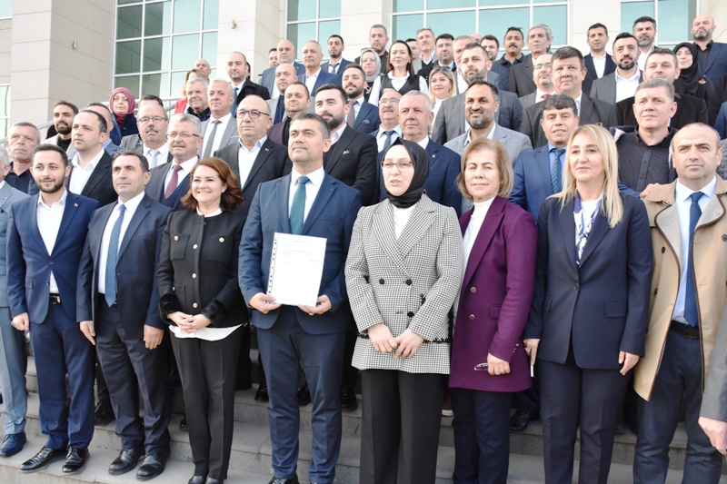 AV. ALİ GÜMÜŞ MAZBATASINI ALDI