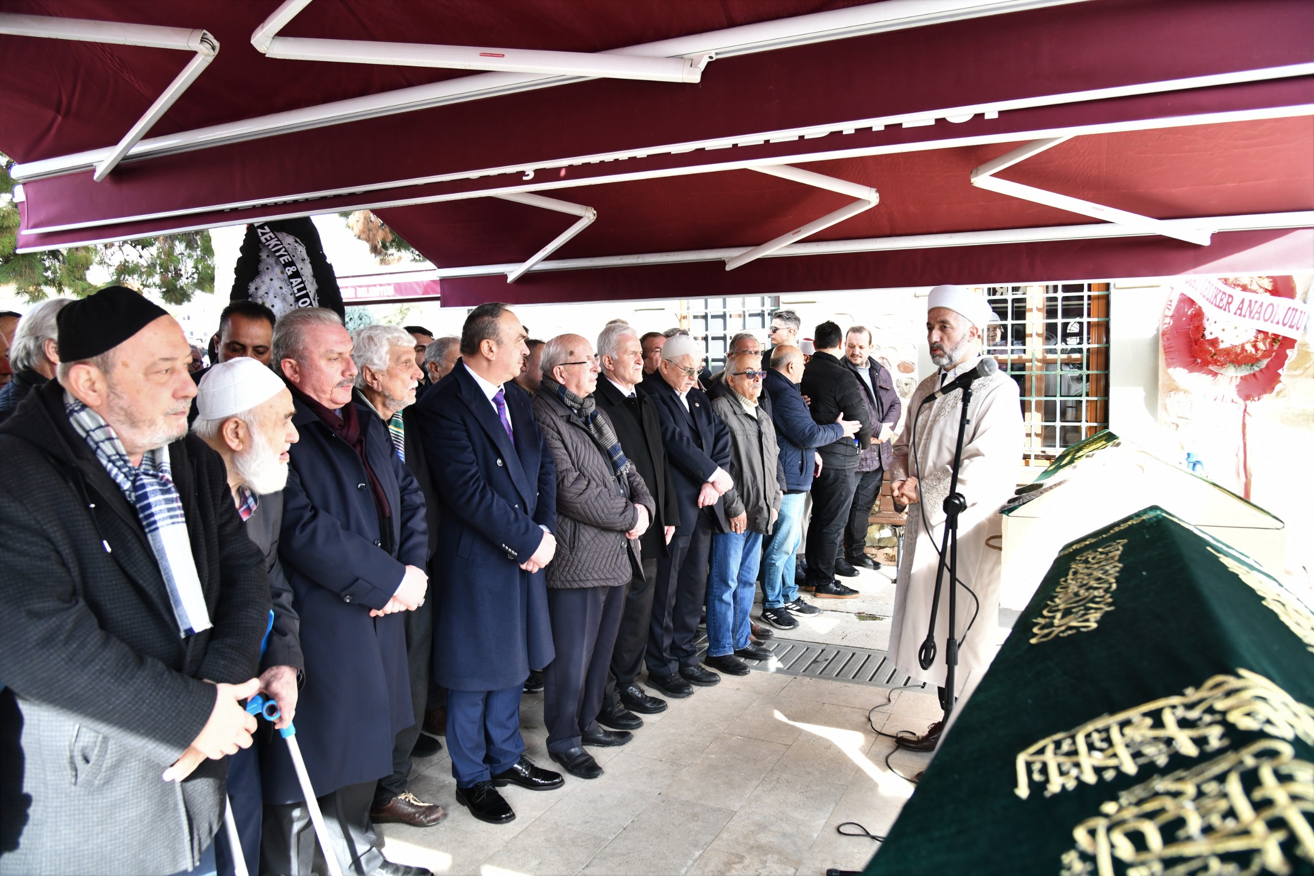 Hayırsever Vedat Çeliker Son Yolculuğuna Uğurlandı