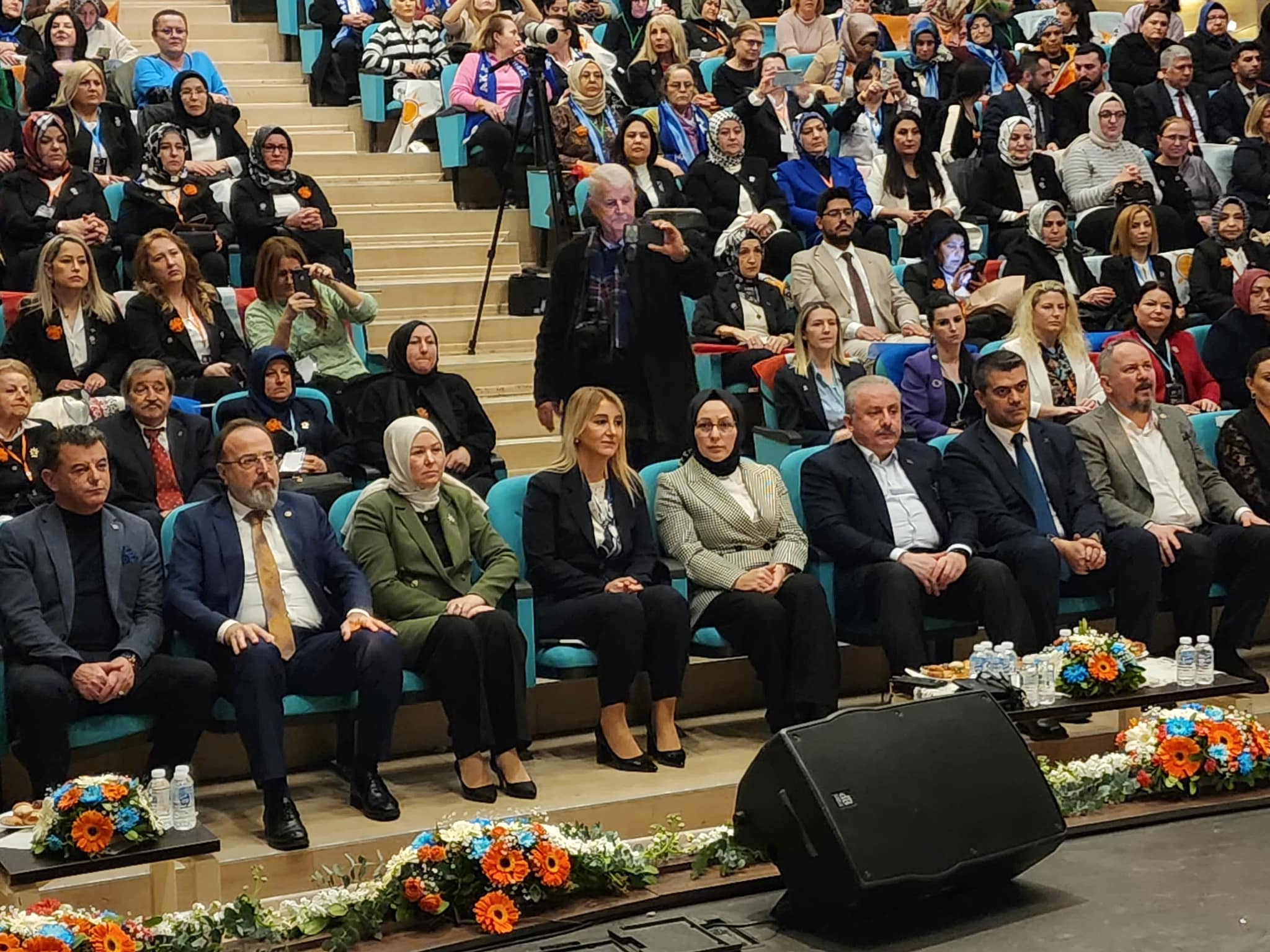 Tekirdağ AK Parti İl Kadın Kolları 7. Olağan Kongresine katılarak salondaki coşkuya ortak olduk.