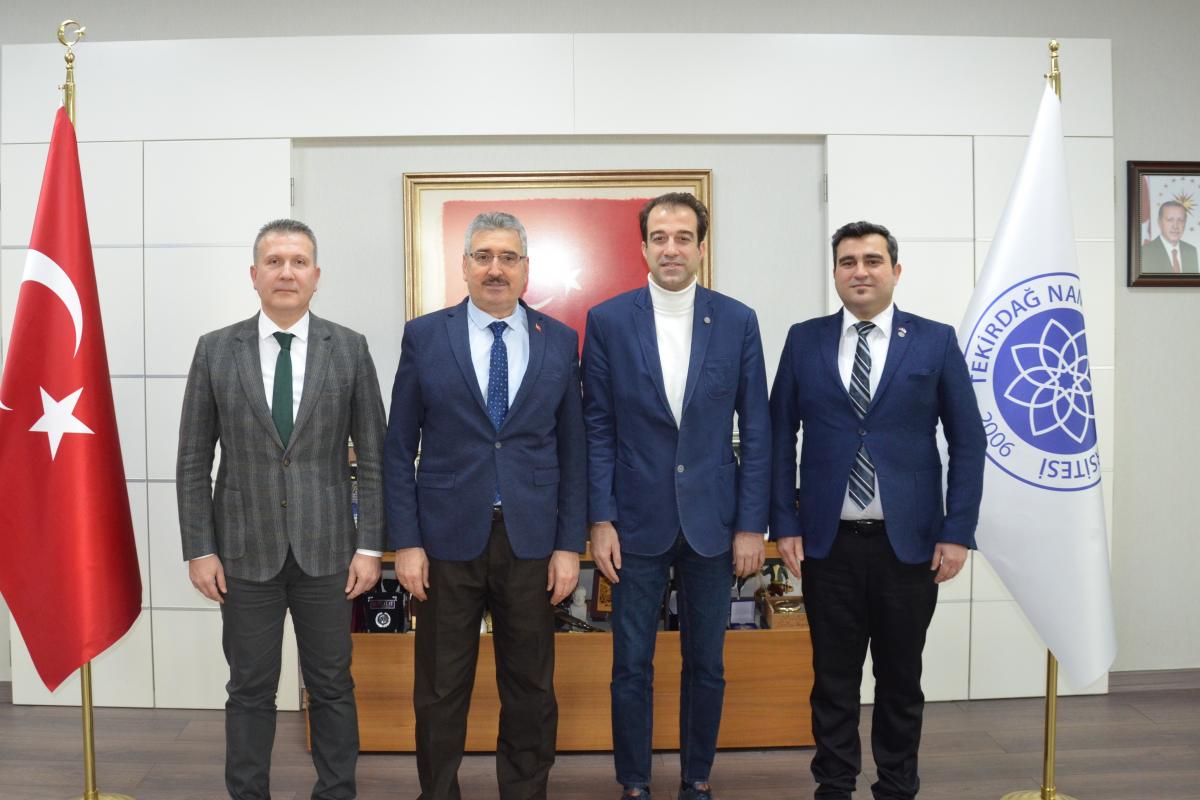 ÜNİVERSİTEMİZ SAĞLIK, KÜLTÜR VE SPOR DAİRE BAŞKANLIĞINDA DEVİR TESLİM GERÇEKLEŞTİ