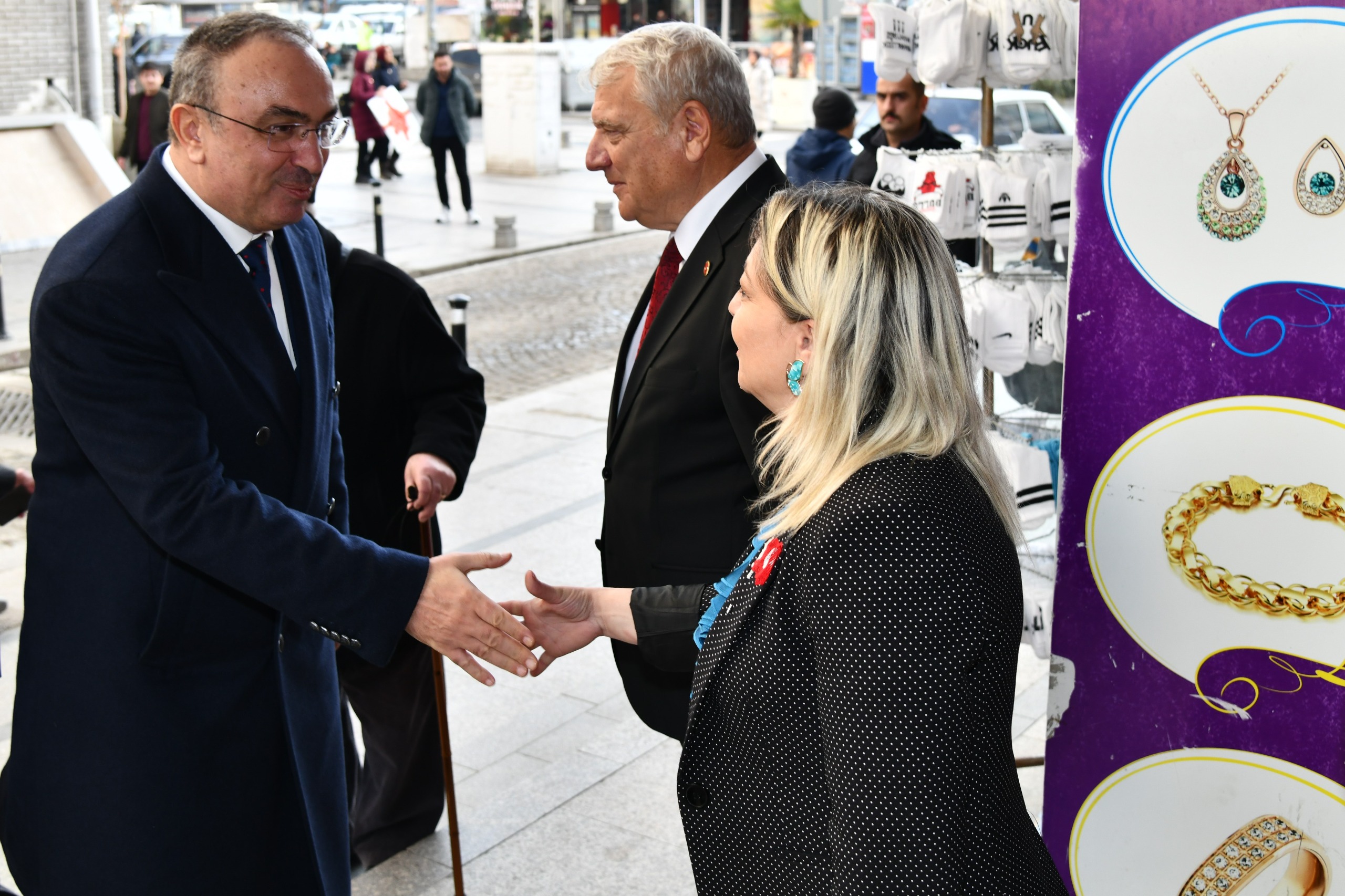 Vali Soytürk Çorlu Muhtarlar Derneği’ni Ziyaret Etti