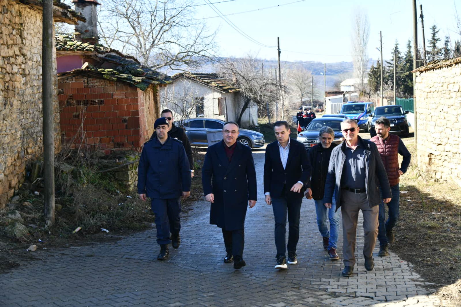 Vali Soytürk Dedecik Mahallesi’nde Mahalle Sakinleri İle Bir Araya Geldi