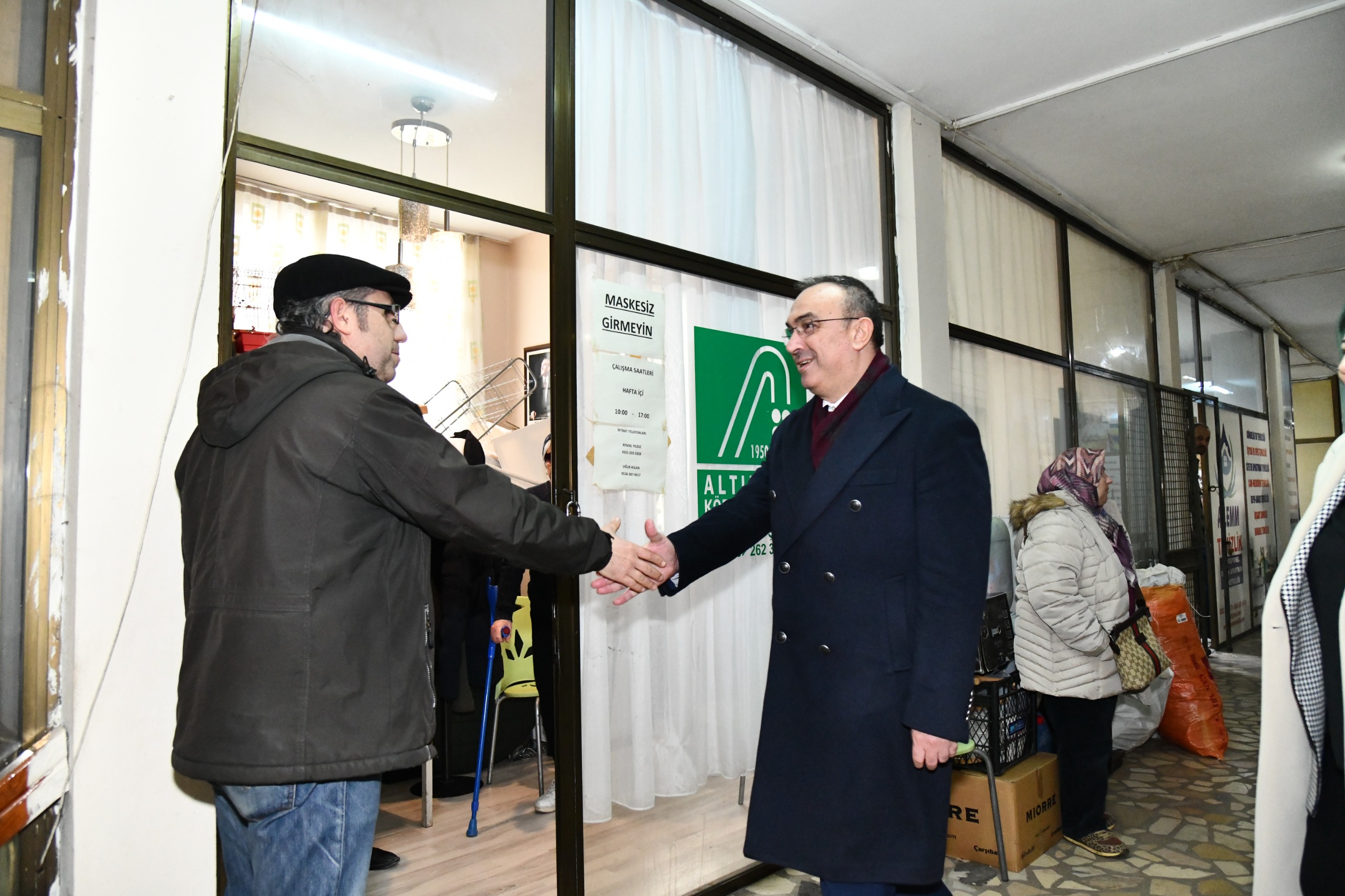 Vali Soytürk ve eşi Nurdan Soytürk Hanımefendi Altınokta Körler Derneği Tekirdağ Şubesi’ni Ziyaret Etti 