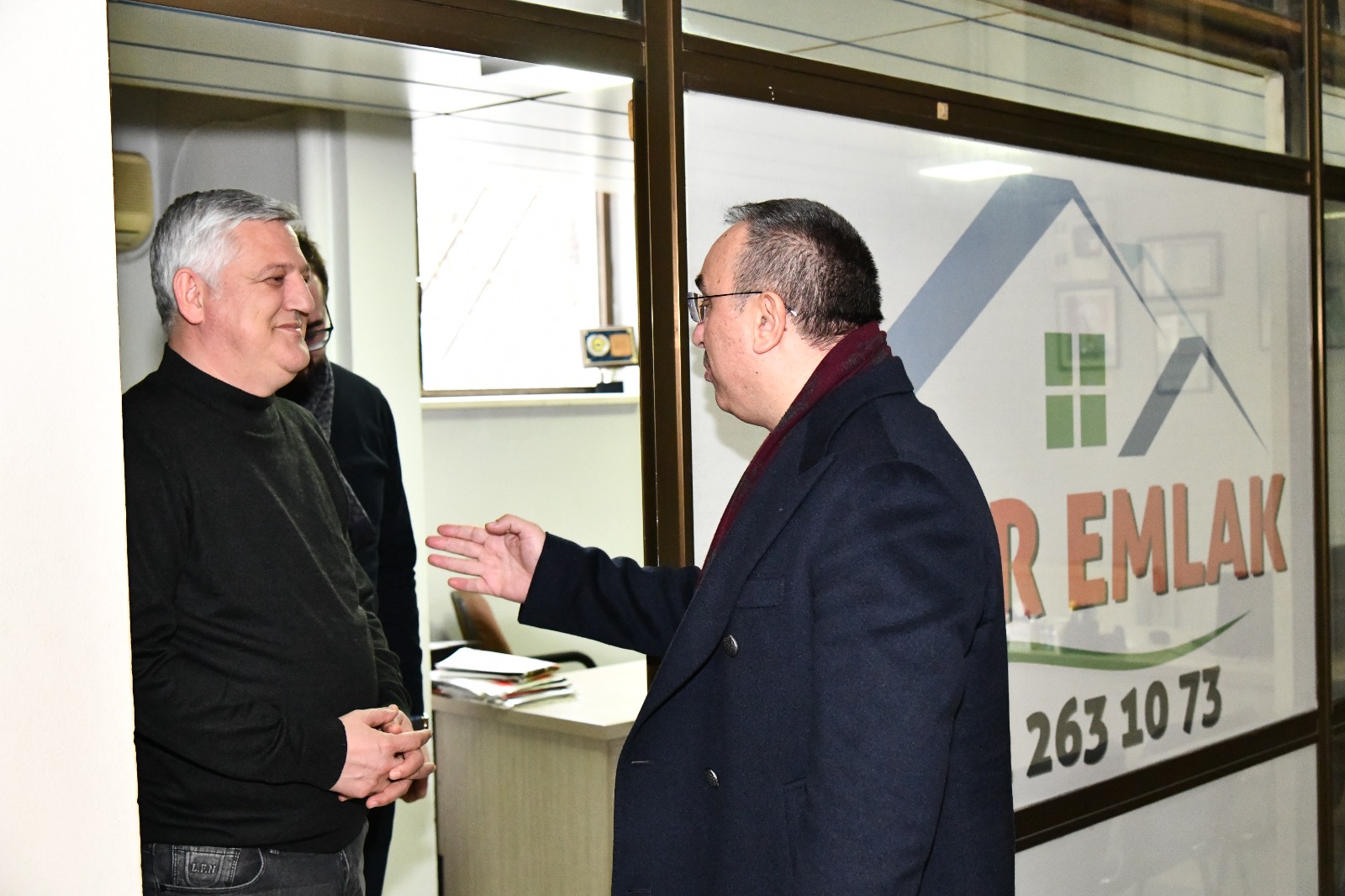 Vali Soytürk ve eşi Nurdan Soytürk Hanımefendi Esnaf Ziyaretinde Bulundu 