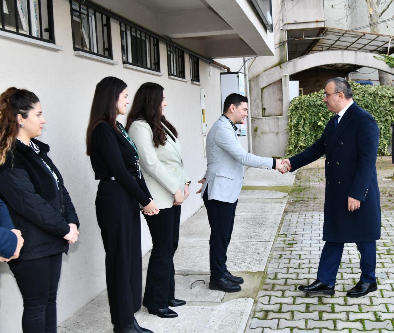 Vali Soytürk Yeşilay Danışmanlık Merkezi’ni Ziyaret Etti