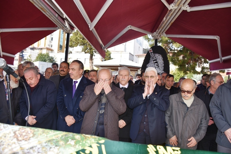 VEDAT ÇELİKER GÖZYAŞLARI ARASINDA DEFNEDİLDİ