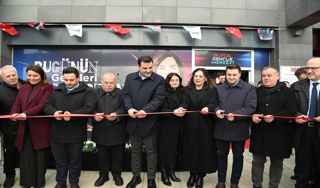 ‘BUGÜNÜN GENÇLERİ GELECEĞİN MESLEKLERİ’ PROJESİ HAYATA GEÇİRİLDİ