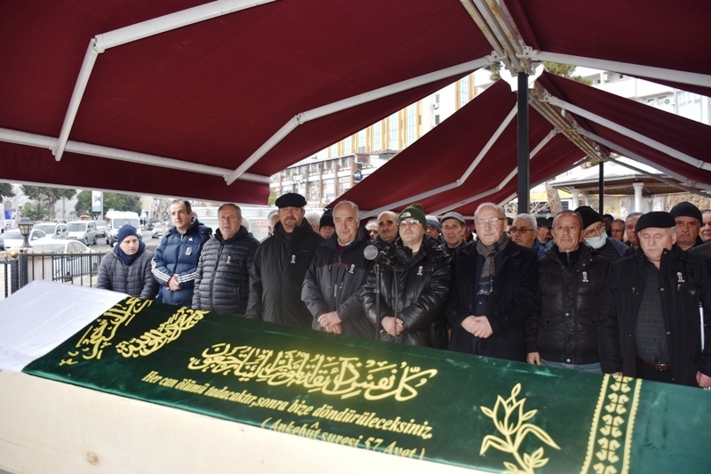 EMEKLİ ÖĞRETMEN HASAN ARDA DEFNEDİLDİ