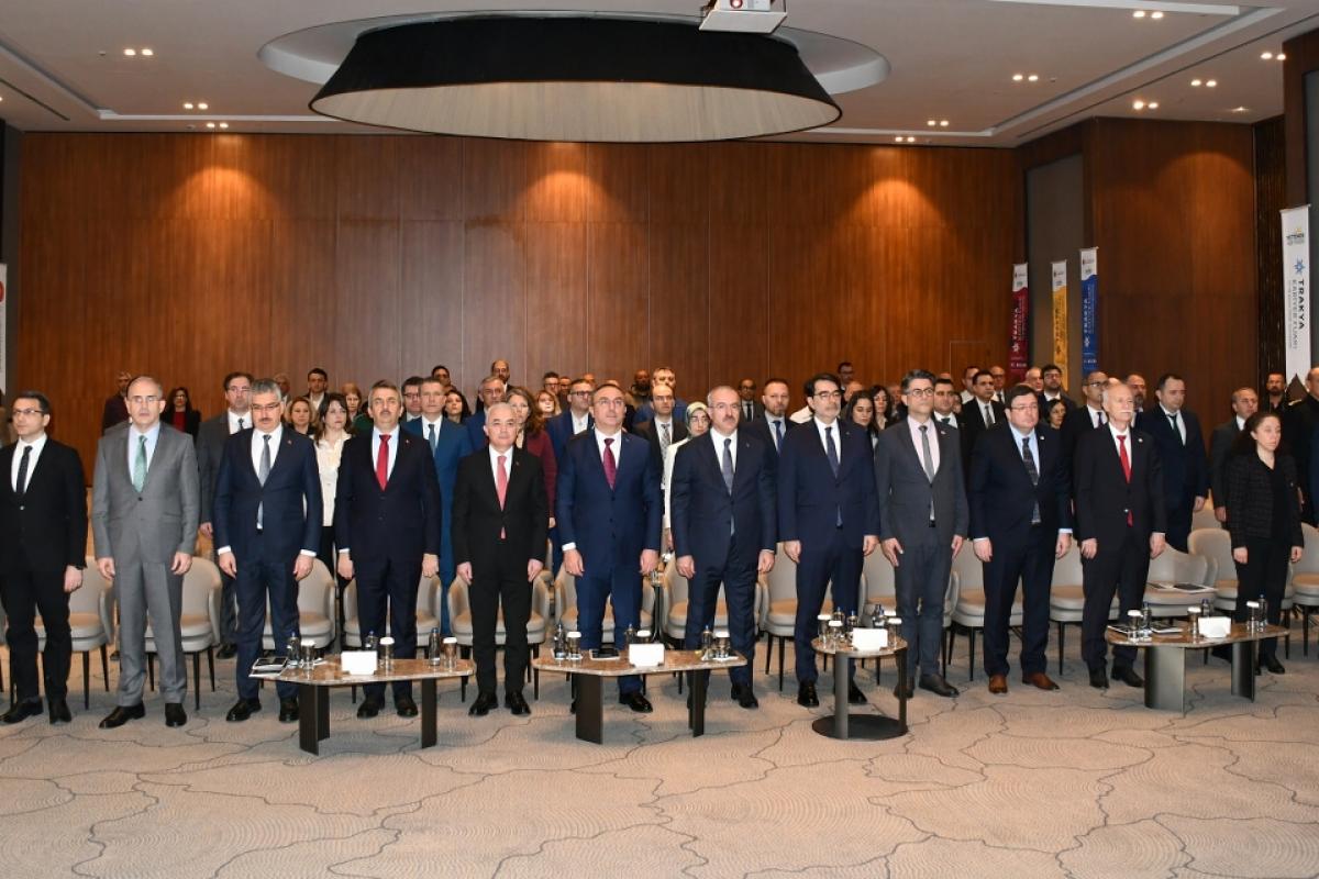 REKTÖRÜMÜZ PROF. DR. MÜMİN ŞAHİN BAŞKANLIĞINDAKİ TEKİRDAĞ NKÜ HEYETİ ‘2025 TRAKYA KARİYER FUARI’ HAZIRLIK ÇALIŞTAYINA KATILDI