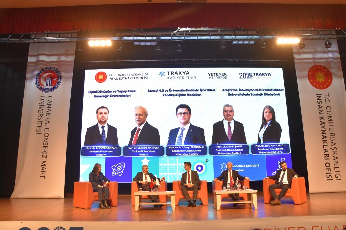 ÜNİVERSİTEMİZ, ÇANAKKALE ONSEKİZ MART ÜNİVERSİTESİ’NDE GERÇEKLEŞEN TRAKYA KARİYER FUARI’NA KATILDI