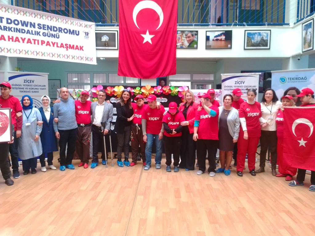 “Down Sendromlu Bireylerle Bir Gün +1 Farkla Hayatı Paylaşmak”
