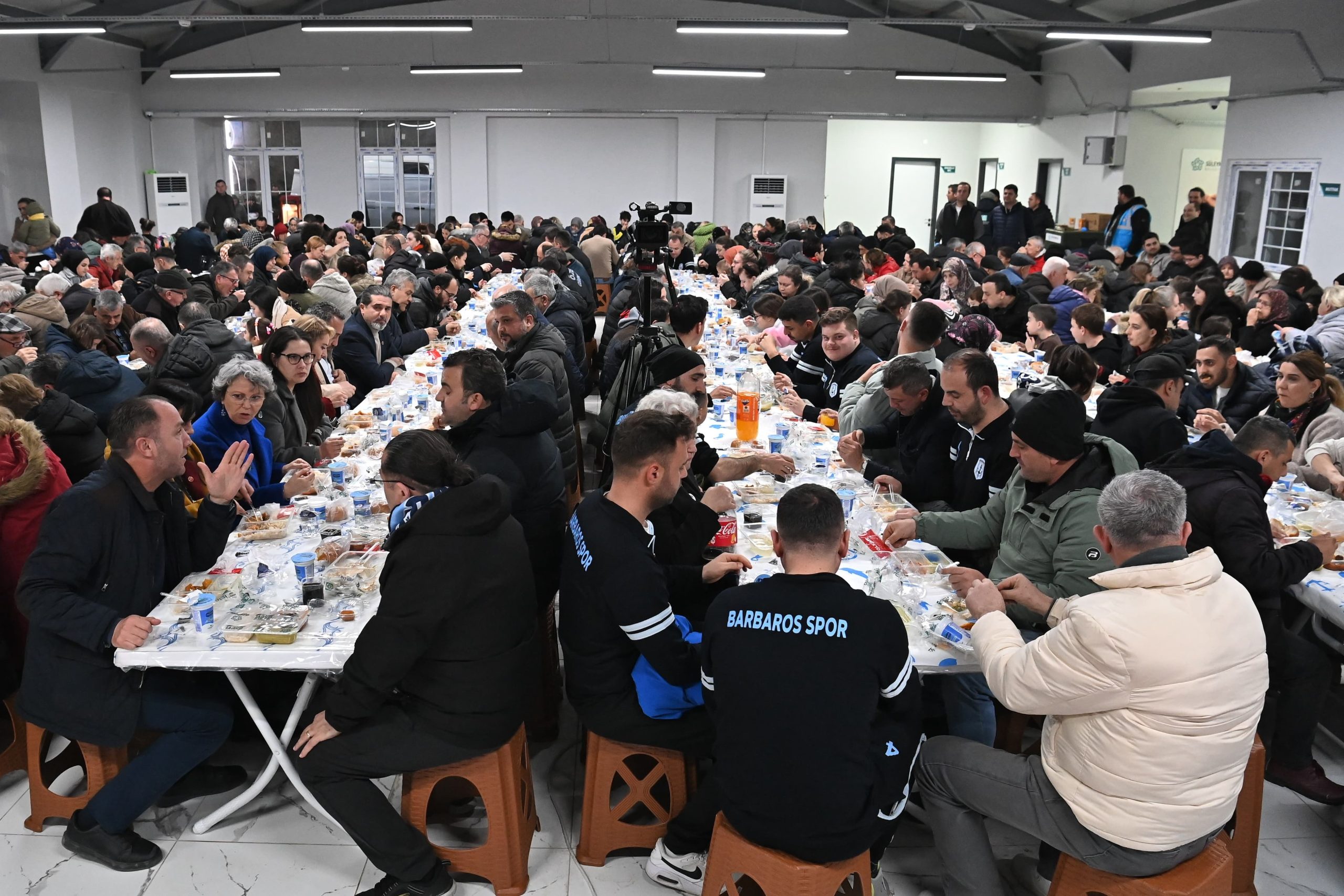 Halk Sofraları Barbaros Mahallesine Misafir Oldu