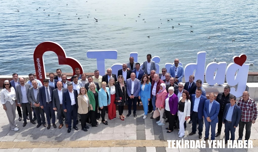 CANDAN BAŞKAN MUHTARLAR VE BASIN MENSUPLARI İLE BİR ARAYA GELDİ