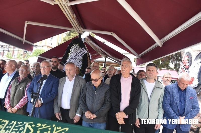 MAKSUT PEHLİVANOĞLU DEFNEDİLDİ
