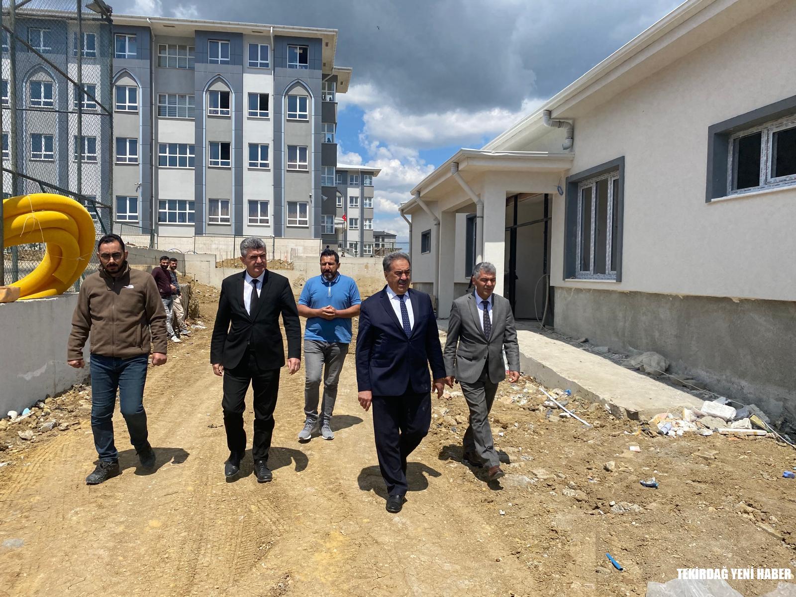 Süleymanpaşa Kaymakamı Mustafa Güler, Devam Eden Okul İnşaatlarını Yerinde İnceledi