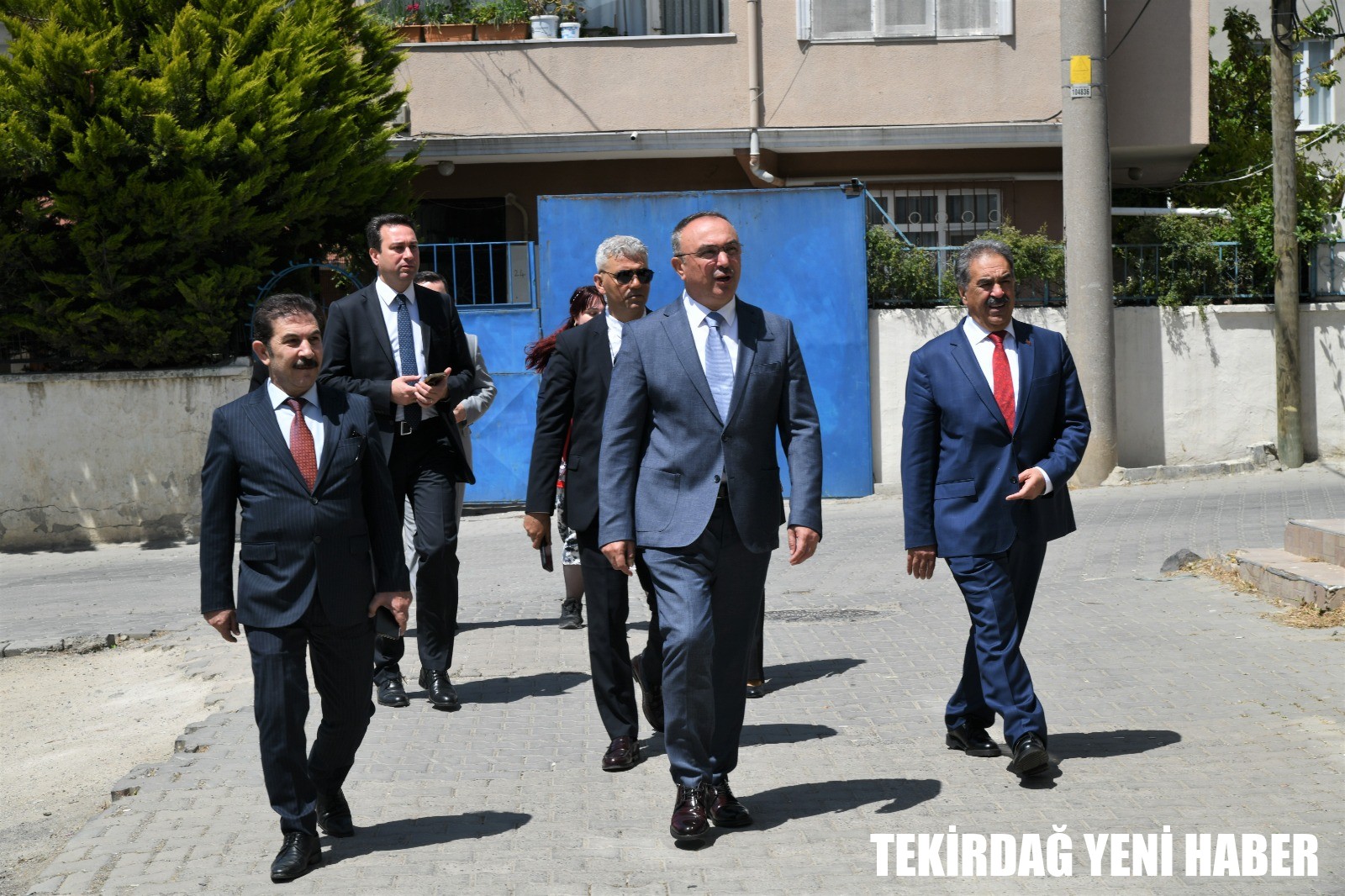Vali Soytürk Süleymanpaşa İlçemizde İkamet Eden Aileye Misafir Oldu