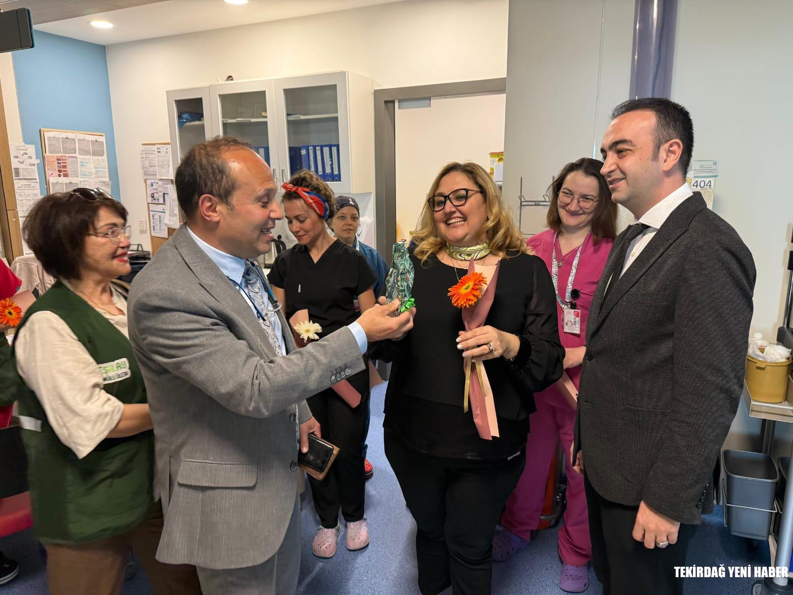 Yeşilay Tekirdağ Ailesi Anneleri ve Hemşireleri Unutmadı