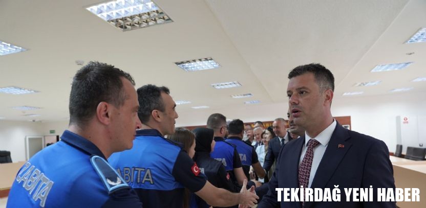 Başkan Sarıkurt ve Meclis Üyeleri Personel ile Bayramlaştı