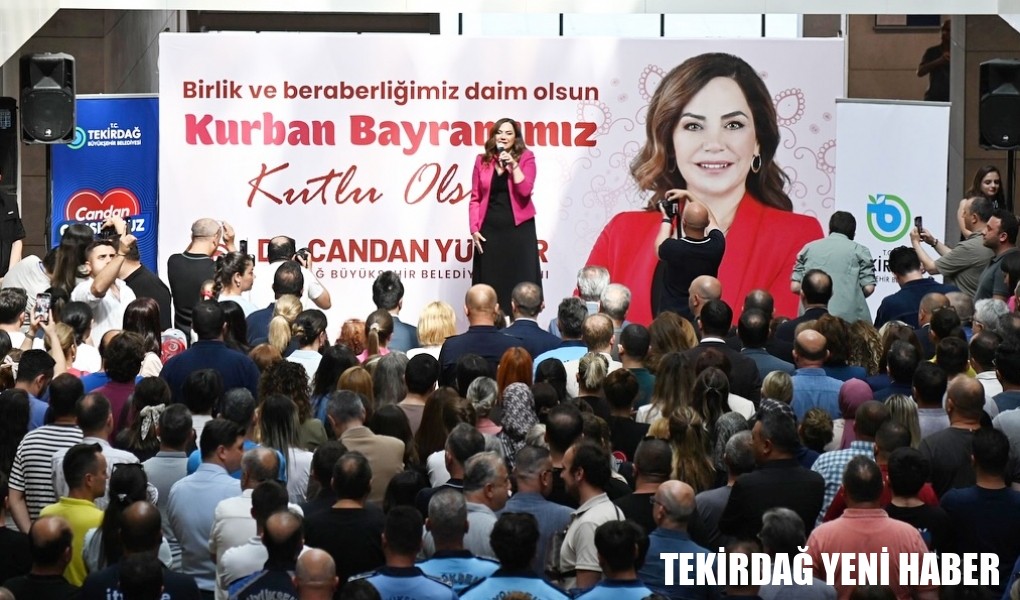 CANDAN BAŞKAN BÜYÜKŞEHİR AİLESİYLE BAYRAMLAŞTI