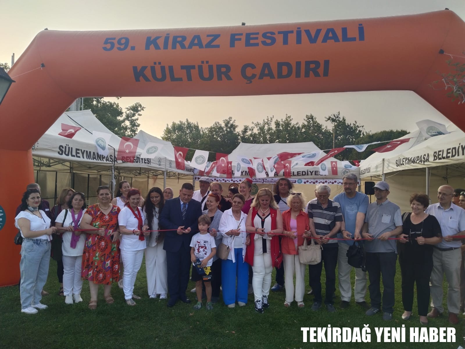 Kiraz Festivali Kültür Çadırı Törenle Açıldı
