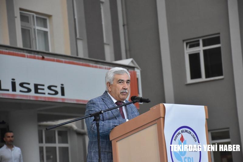 MEZUNİYET GECESİNDE MUHTEŞEM MÜDÜRDEN MUHTEŞEM KONUŞMA