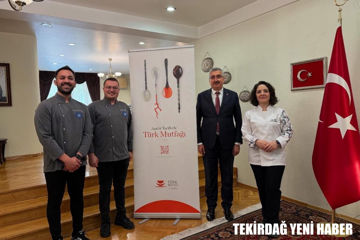 TÜRK YEMEKLERİNİN LEZZETLERİ BULGARİSTAN’IN FİLİBE ŞEHRİNDE TEKİRDAĞ NKÜ ORTAKLIĞIYLA TANITILDI