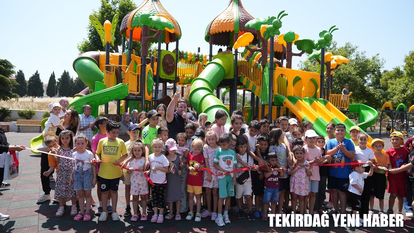 Yeniçiftlik’e Civarın En Güzel Parkı: Atatürk Parkı Coşkuyla Açıldı
