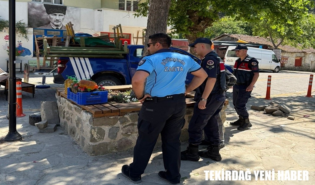 ZABITA EKİPLERİNDEN SAĞLIKSIZ ÜRÜNLERLE İLGİLİ DENETİM