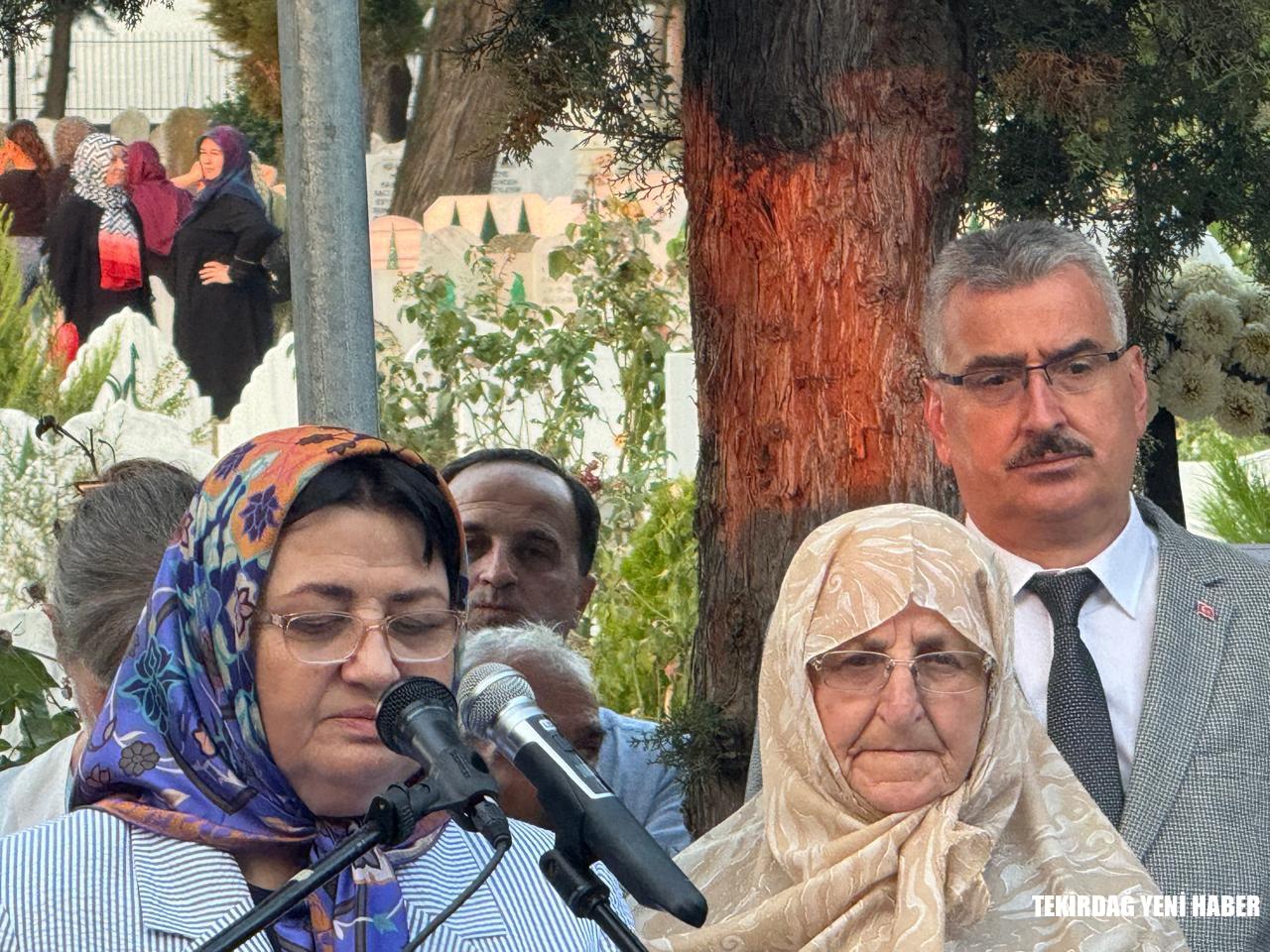 DR. SADIK AHMET’İN VEFATININ 30. YILI ANMA ETKİNLİKLERİNE KATILDI Yeni