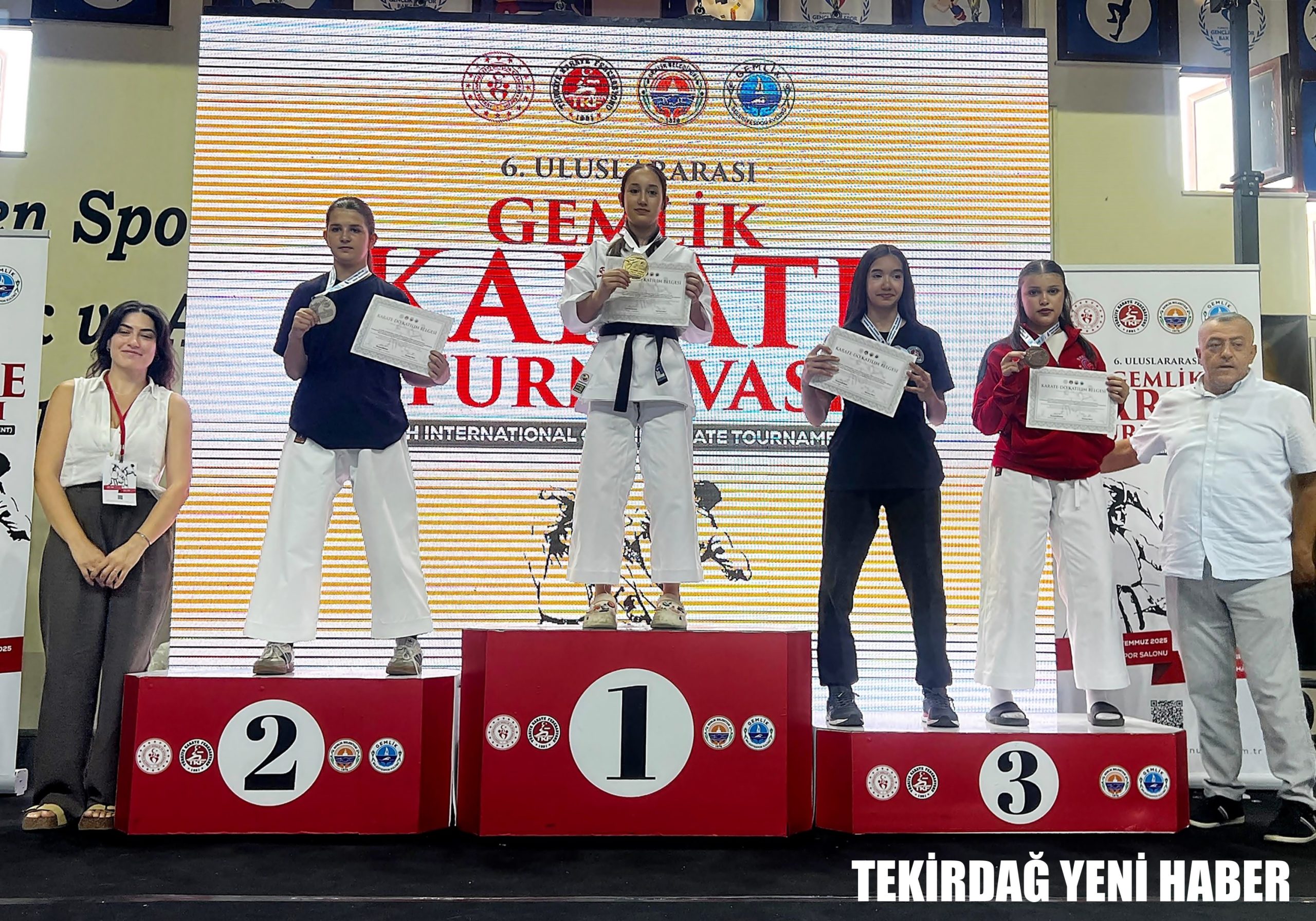 KARATE SPORCULARIMIZDAN GURURLANDIRAN BAŞARI