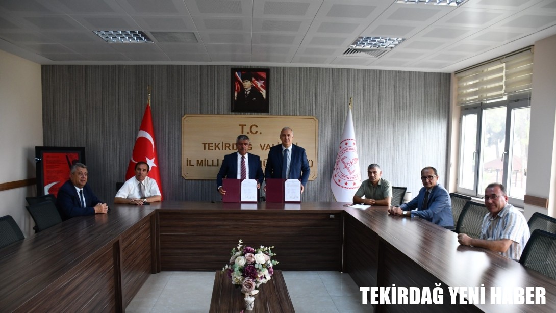 Mesleki ve Teknik Eğitim Politika Belgesi Kapsamında Müdürlüğü ile Tekirdağ Mesleki ve Teknik Anadolu Lisesi Arasında Mobilya Üretim İşine Ait Protokol İmzalandı