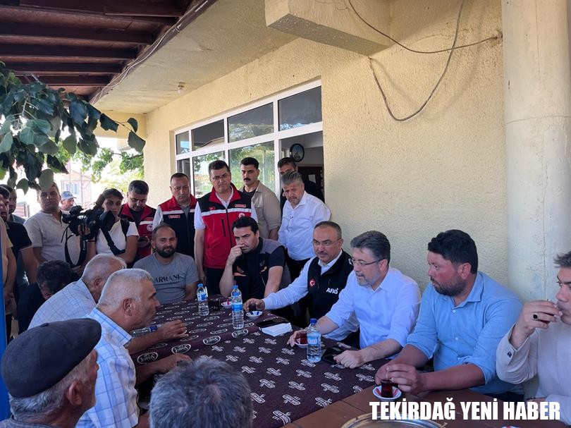 Tarım ve Orman Bakanı İbrahim Yumaklı Şarköy’de Yangın Bölgesinde İncelemelerde Bulundu