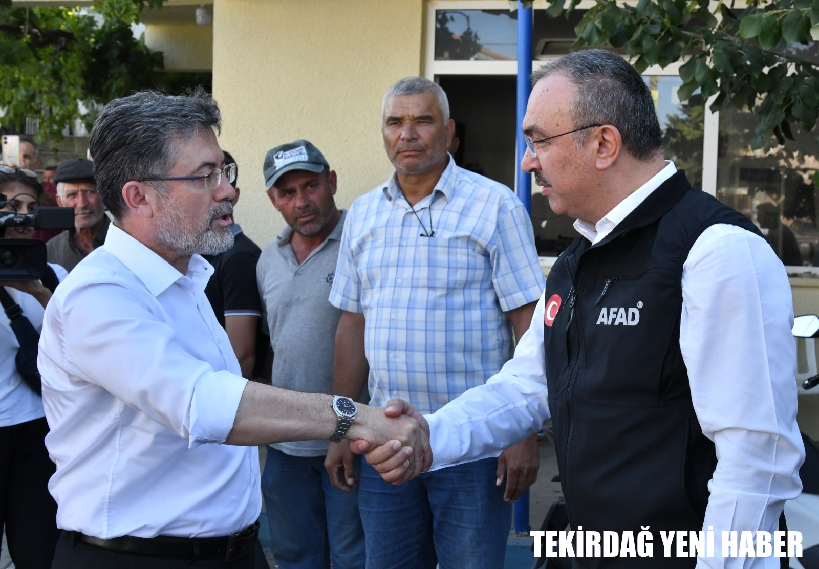 Tarım ve Orman Bakanı Yumaklı Şarköy’de Yangın Bölgesine Geldi