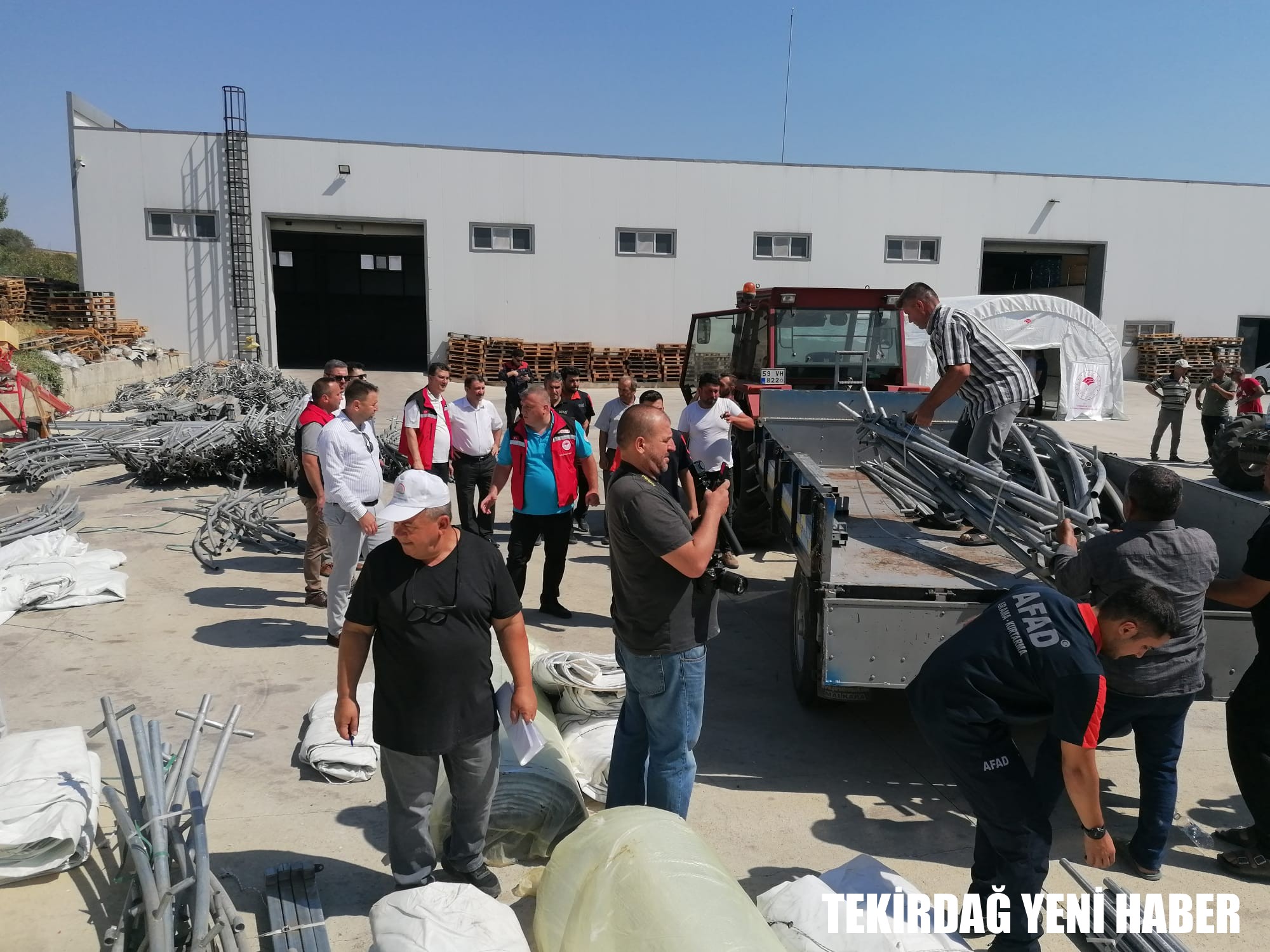 Yangından Zarar Gören Hayvancılık İşletmelerine Çadır Dağıtıldı